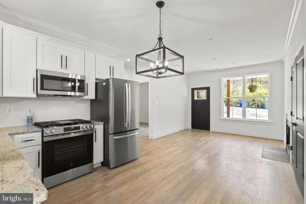 Photo of 7125 EDGEMONT ROAD