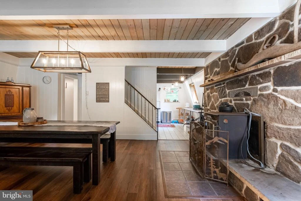 Photo of 4838 BEAR CREEK ROAD