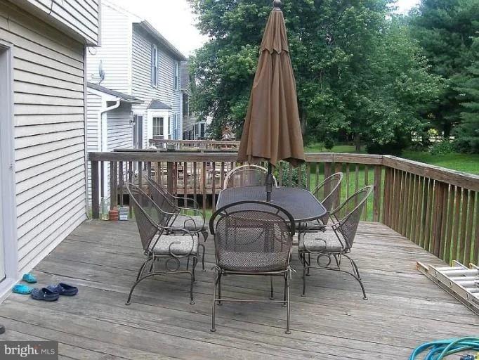 Photo of 125 BOOKHAM LANE