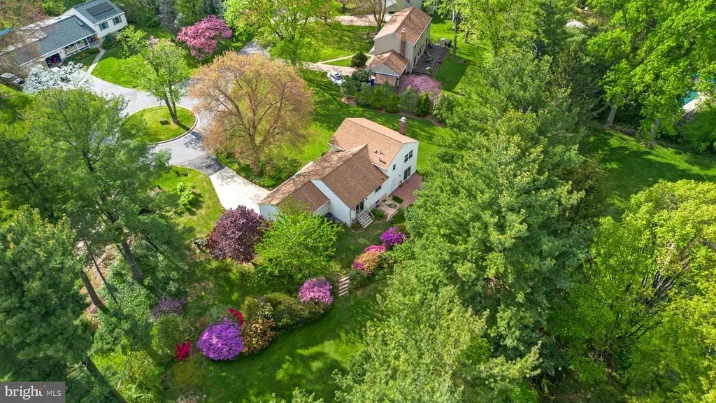 Photo of 7301 CENTENNIAL ROAD