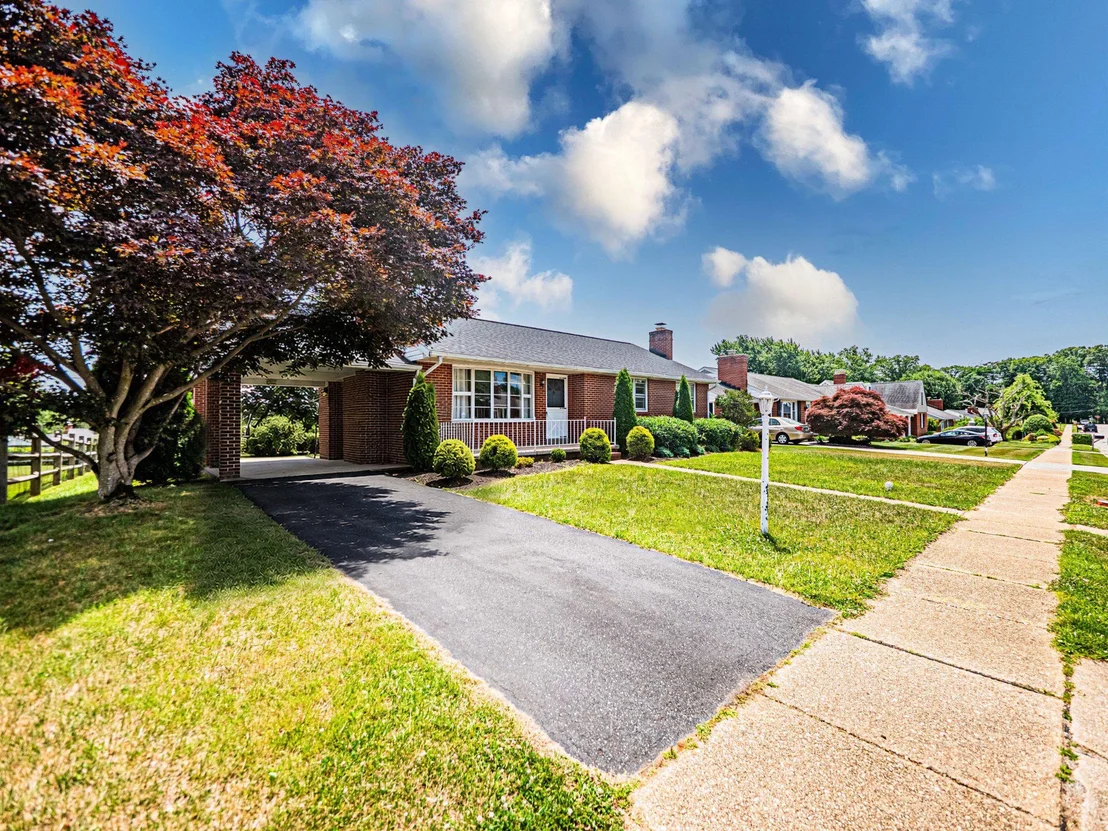 Photo of 9907 FORGE PARK ROAD