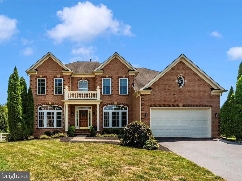 Photo of 6 FARMSTEAD PLACE