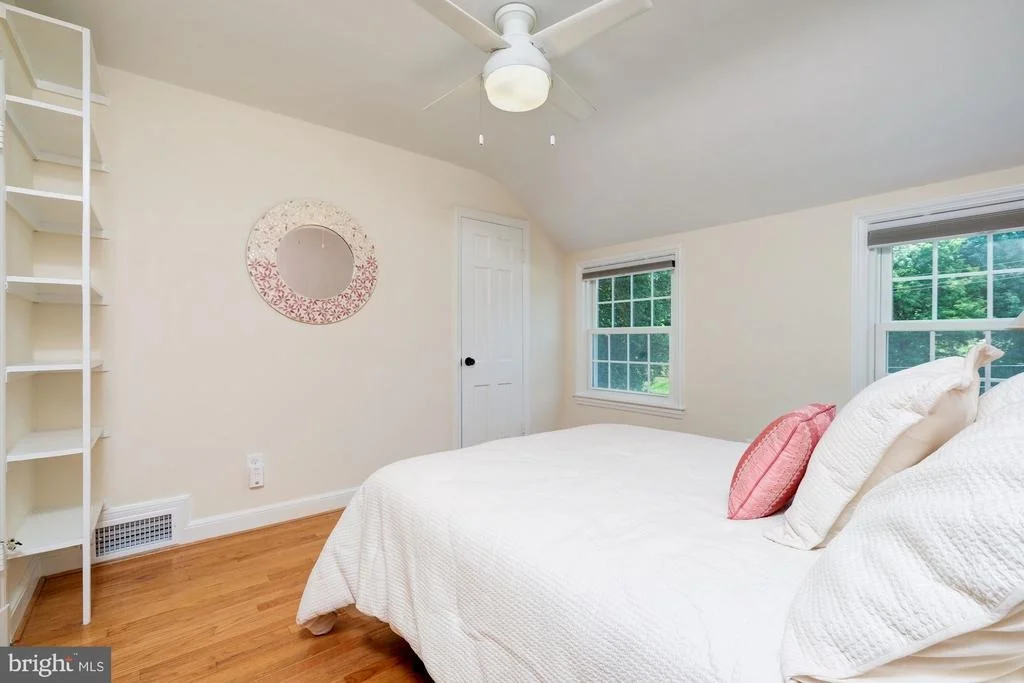Photo of 6009 CORBIN ROAD