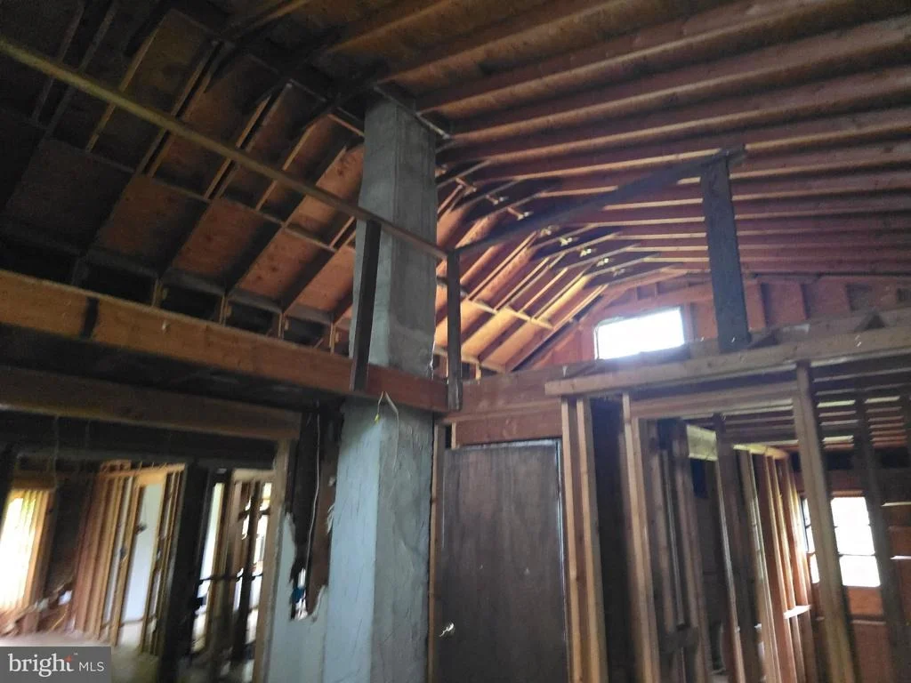 Photo of 9 MUNSON LANE