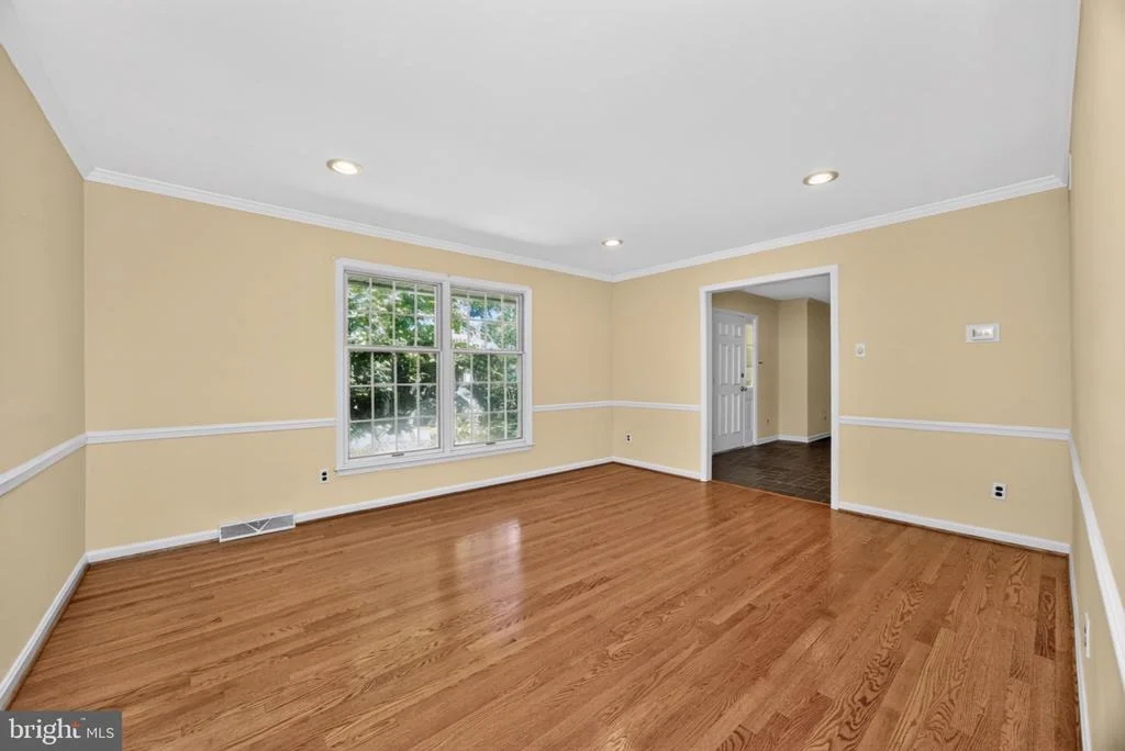 Photo of 10 CHILTON ROAD
