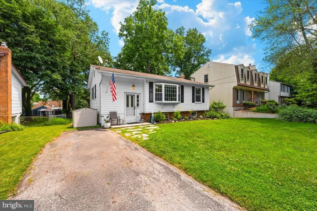 Photo of 10113 DAY AVENUE