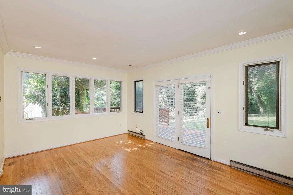 Photo of 318 BEACH DRIVE