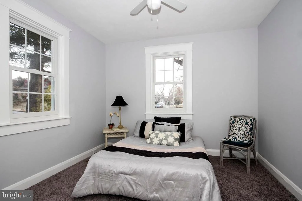 Photo of 800 WARWICK ROAD