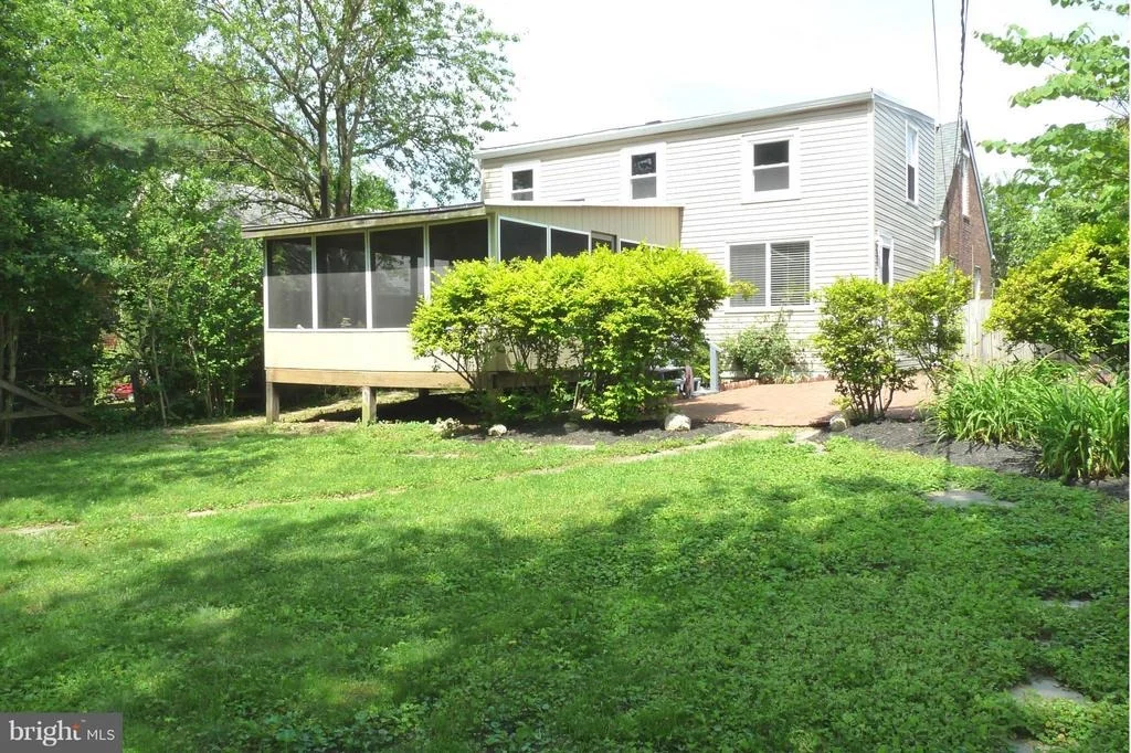 Photo of 604 MILITARY ROAD
