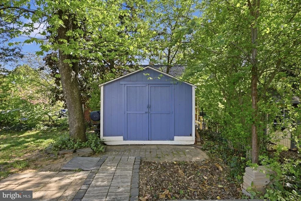 Photo of 4444 20TH ROAD N