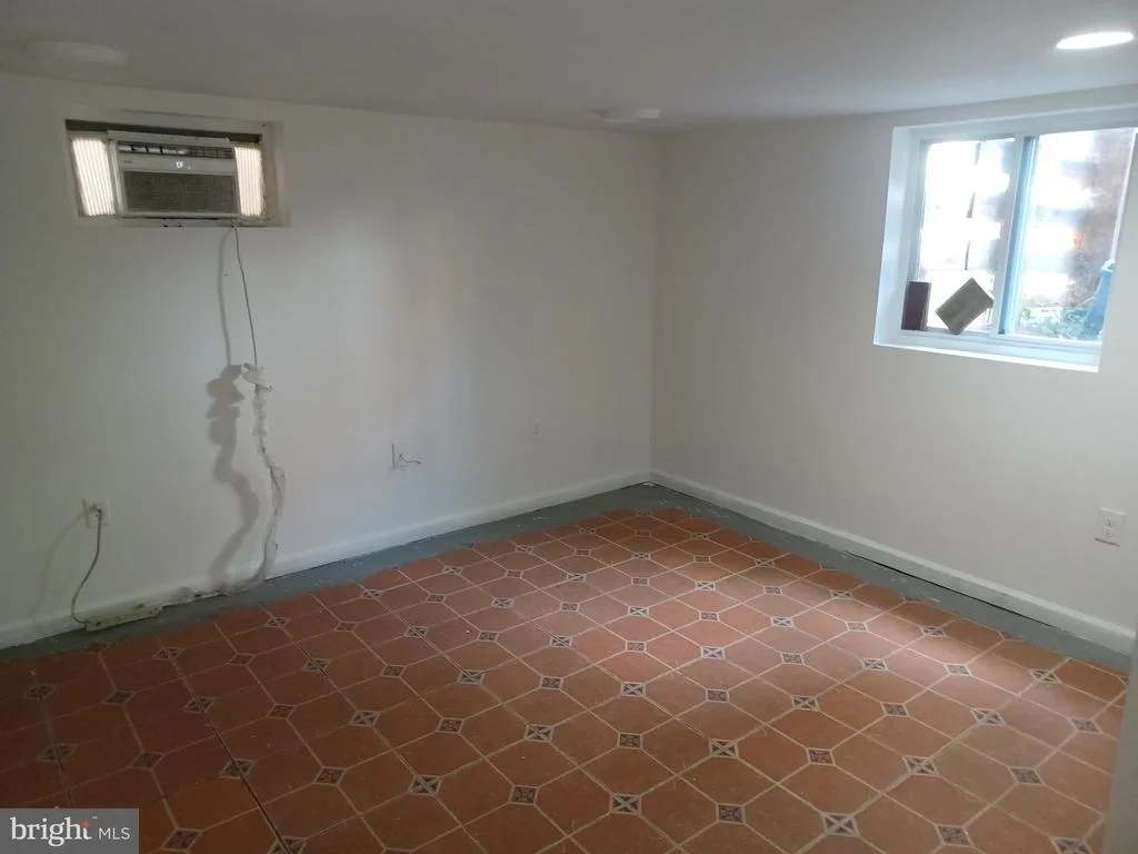 Photo of 9723 BRADDOCK ROAD