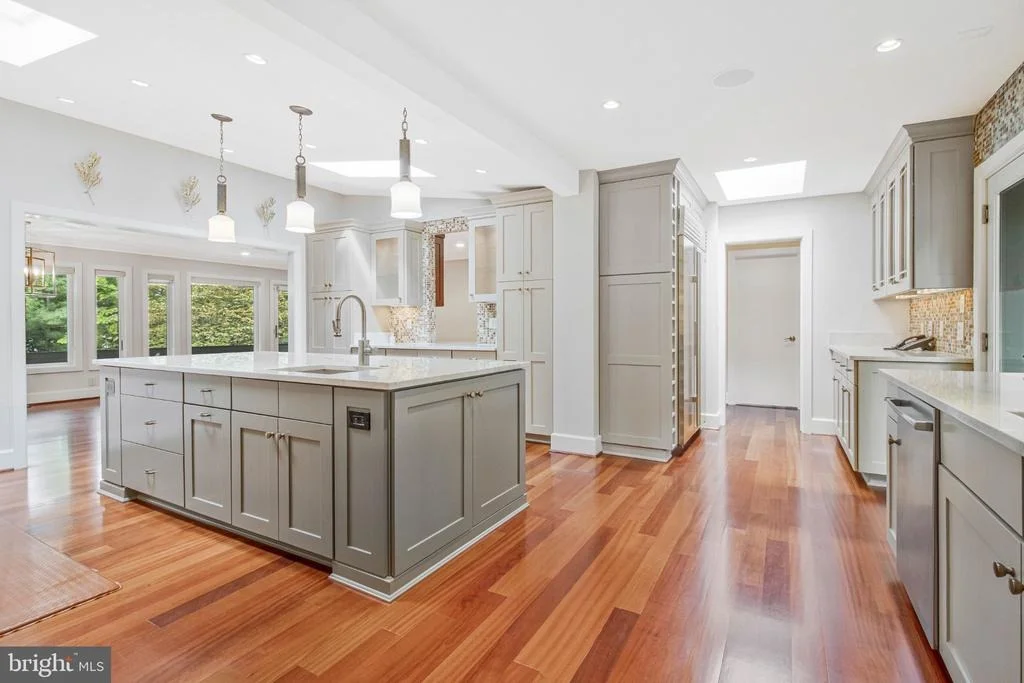 Photo of 1753 ARMY NAVY DRIVE