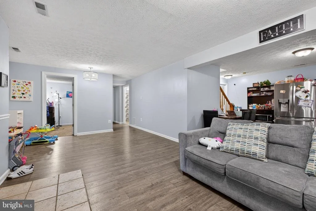 Photo of 611 HUNTING RIDGE DRIVE
