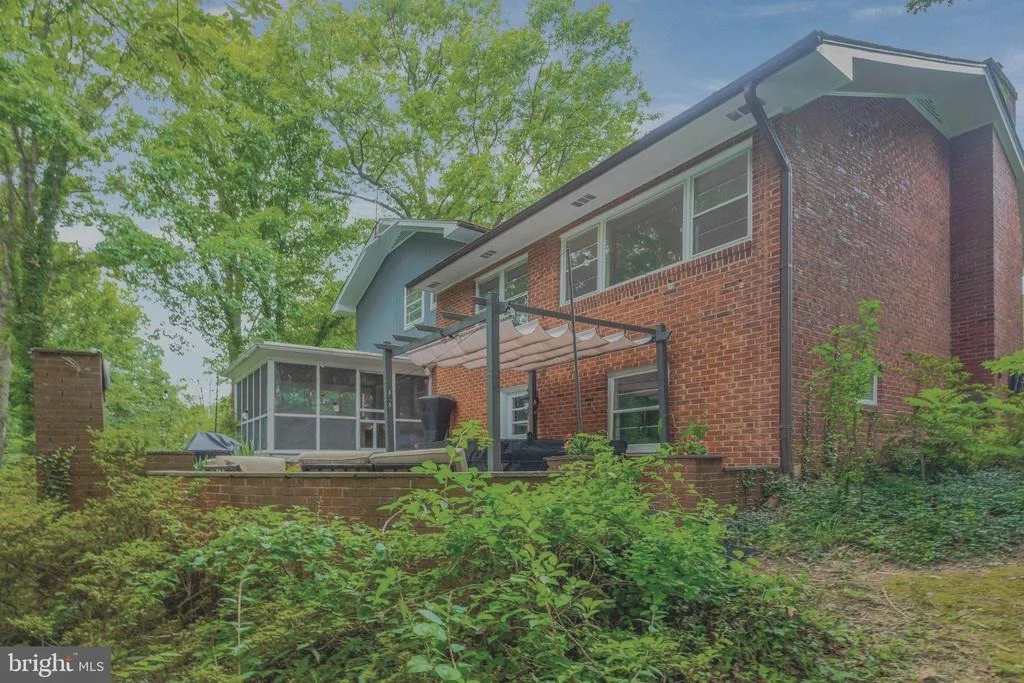 Photo of 9809 ASHBY ROAD