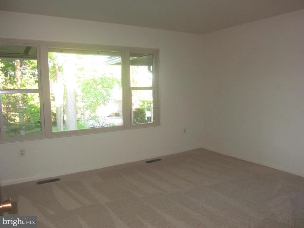 Photo of Unit 103C at 3640 GLENEAGLES DRIVE