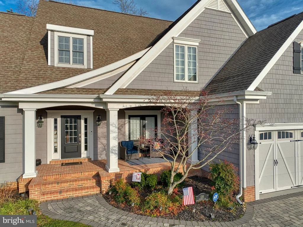 Photo of 135 CORNWALL ROAD