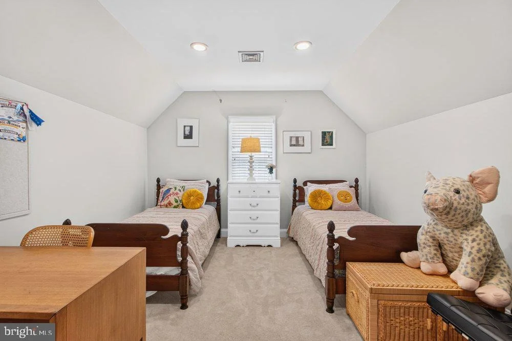 Photo of 103 CAMBRIDGE WAY