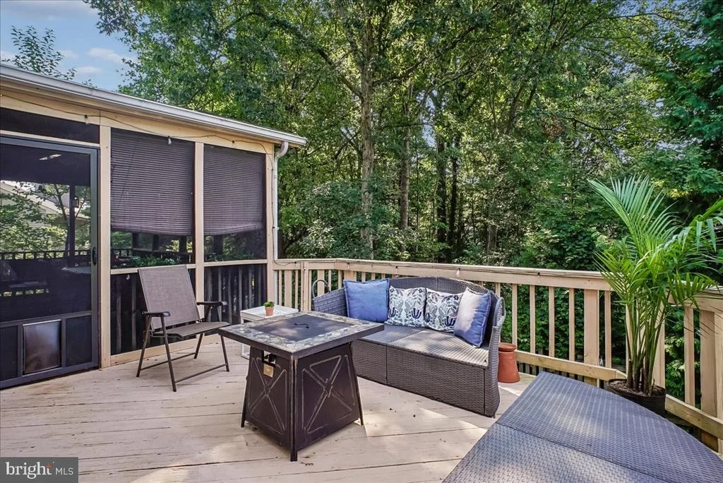 Photo of 9357 CHESTNUT KNOLLS DRIVE