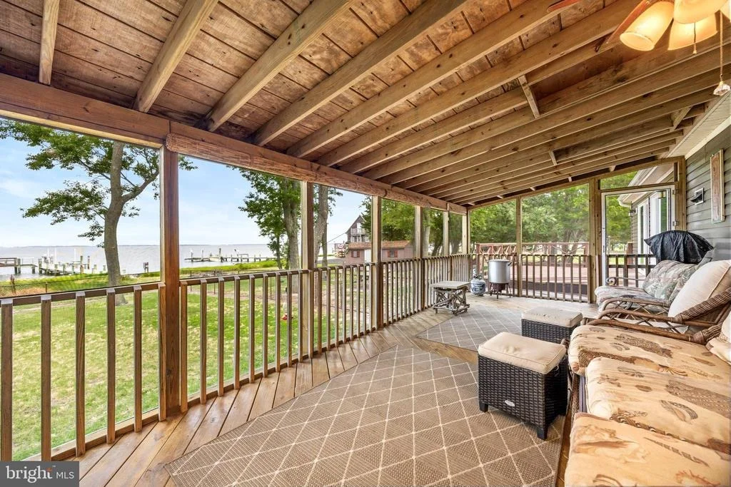 Photo of 7940 RIVERVIEW ROAD