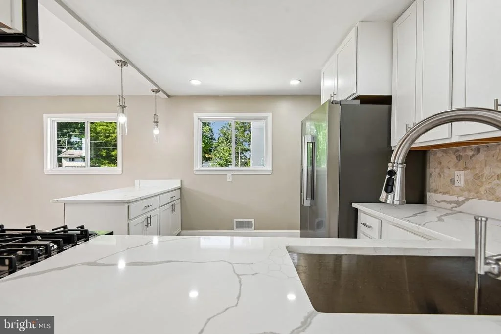 Photo of 5512 NORTHGREEN ROAD