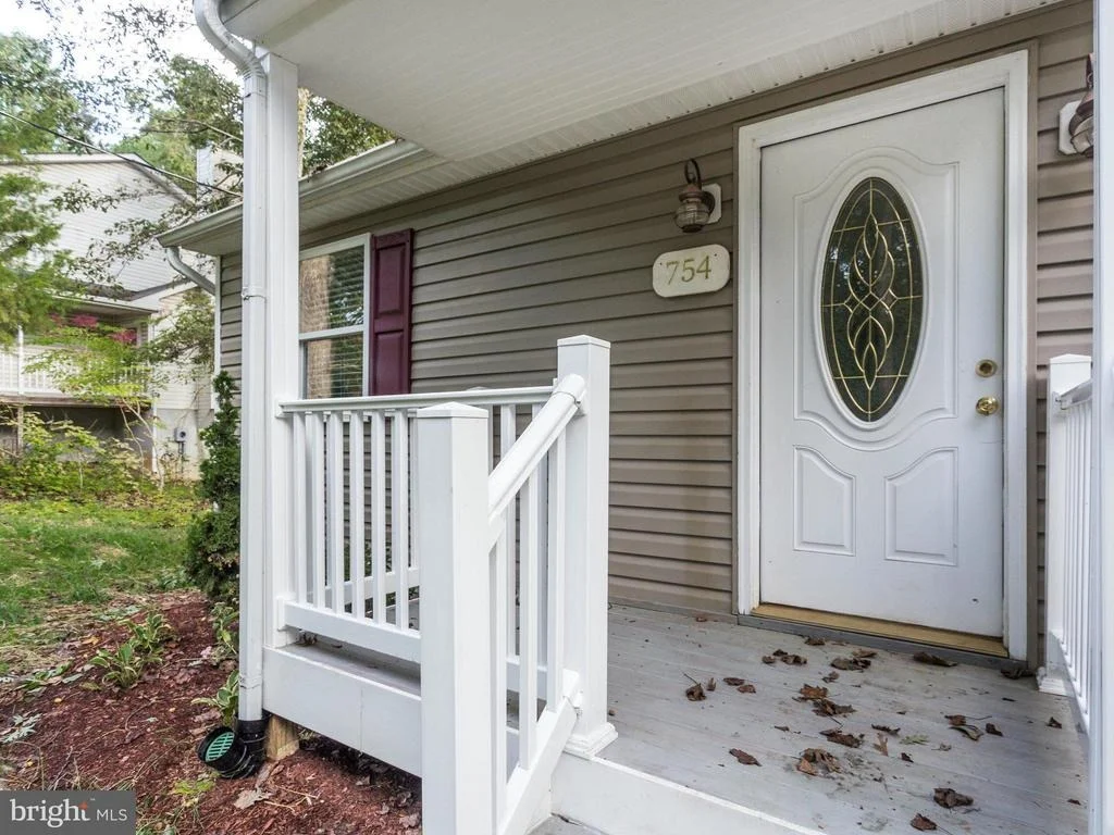 Photo of 754 OX BOW LANE