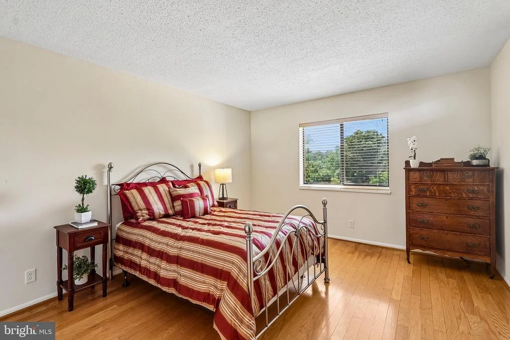 Photo of Unit 409 at 5901 MOUNT EAGLE DRIVE