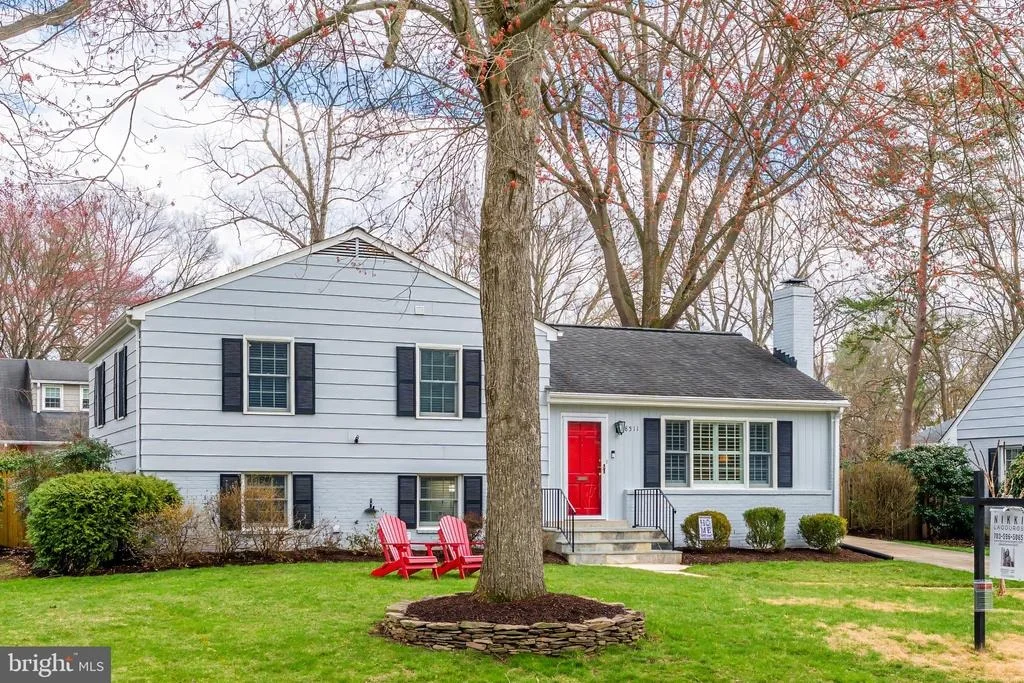 Photo of 8511 STABLE DRIVE