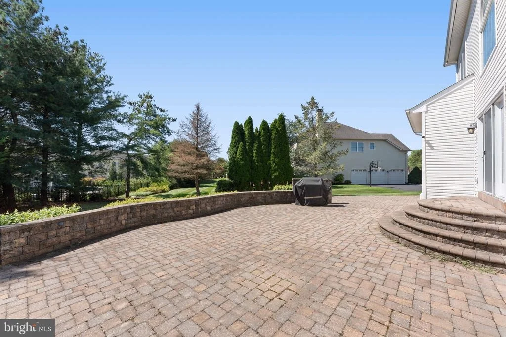Photo of 112 EDWARDS DRIVE