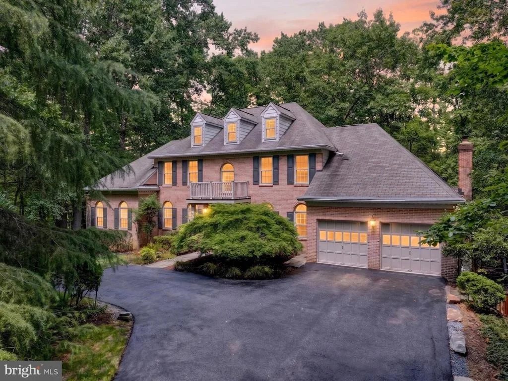 Photo of 900 MALVERN HILL DRIVE