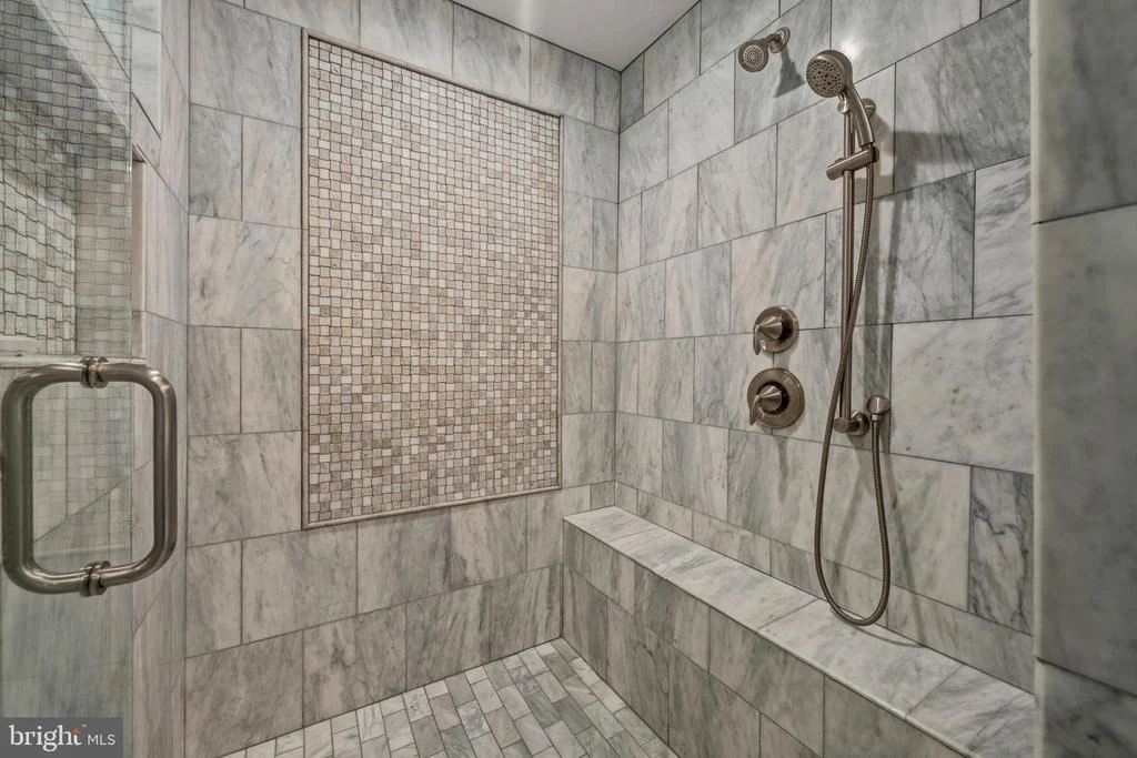 Photo of 7018 GREEN OAK DRIVE