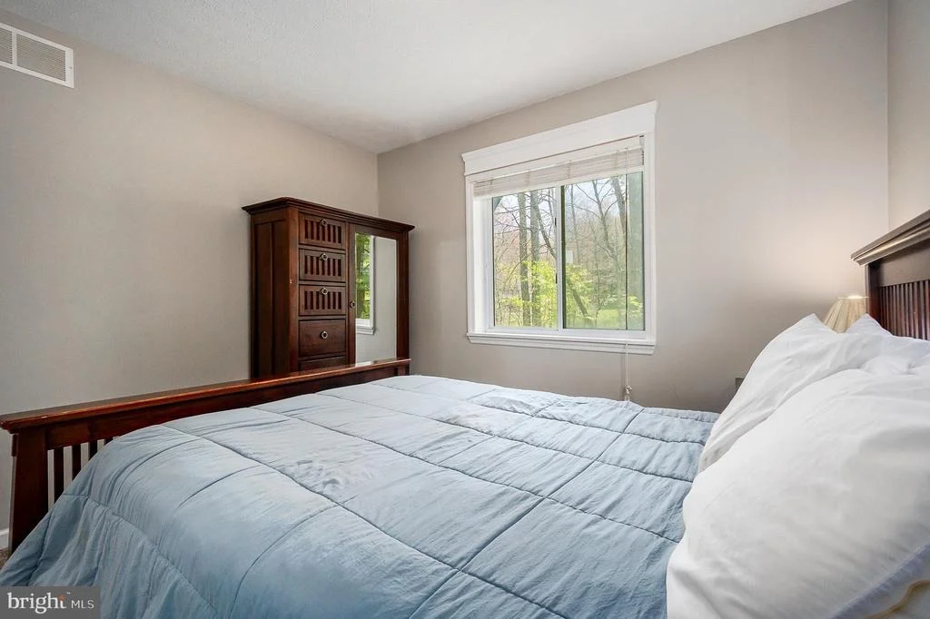 Photo of 638 GLENDALE ROAD