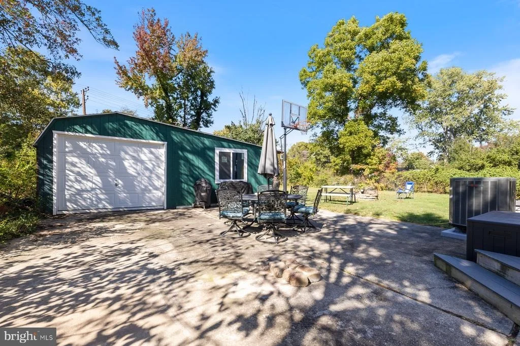 Photo of 530 RITA DRIVE
