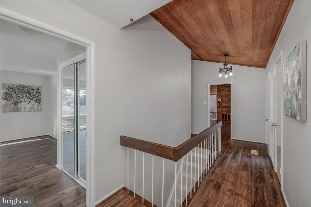 Photo of 8815 BURBANK ROAD