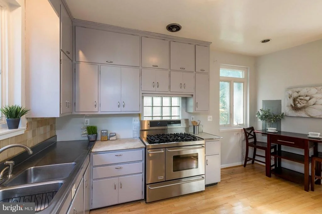 Photo of 1736 OVERLOOK DRIVE