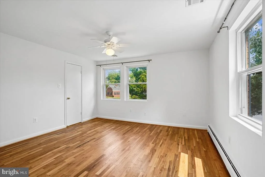Photo of Unit 5E at 12801 EPPING TERRACE