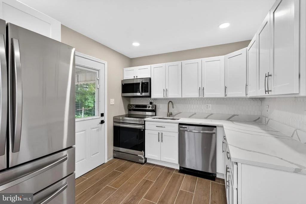 Photo of 1132 STEPHEN DRIVE
