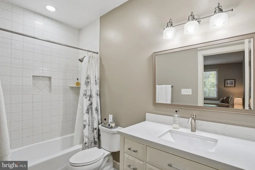 Photo of 1133 SPRINGVALE ROAD