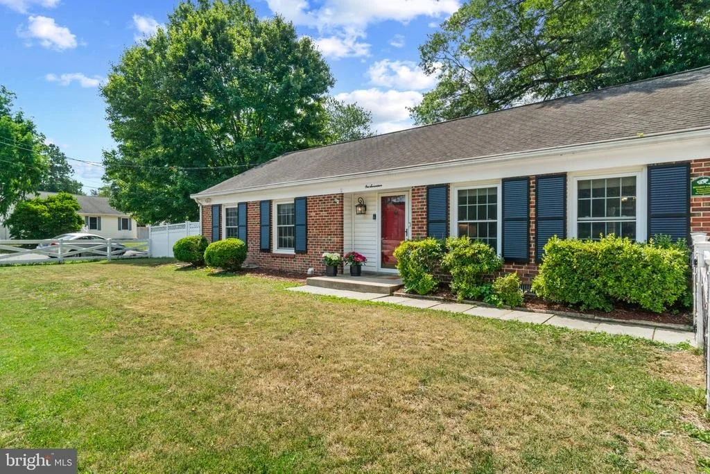 Photo of 117 OAKWOOD ROAD