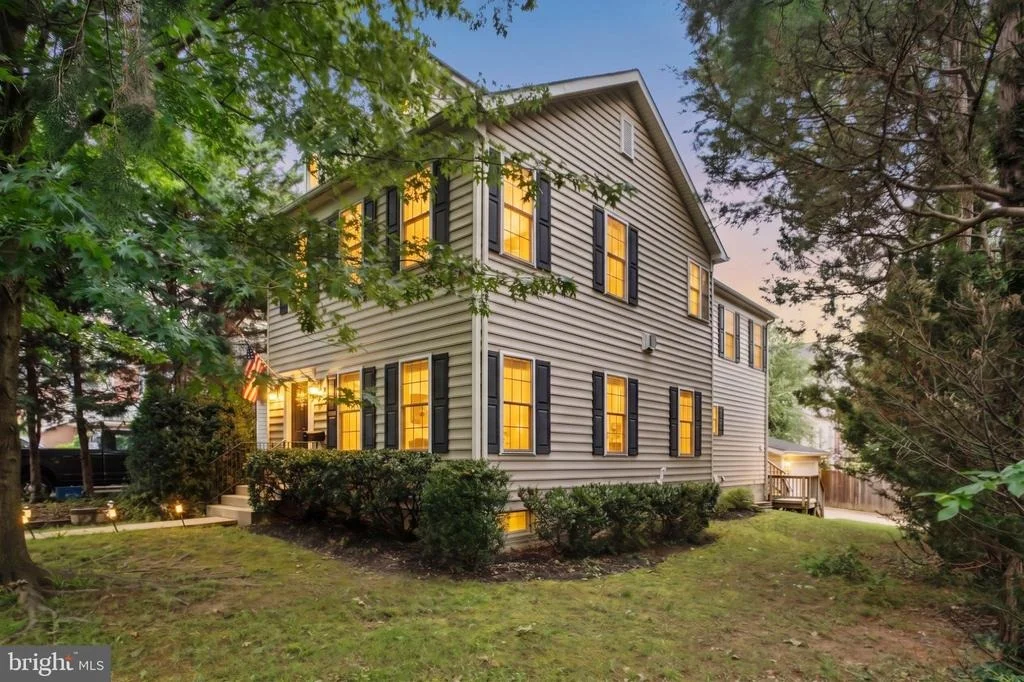 Photo of 10802 SECOND STREET