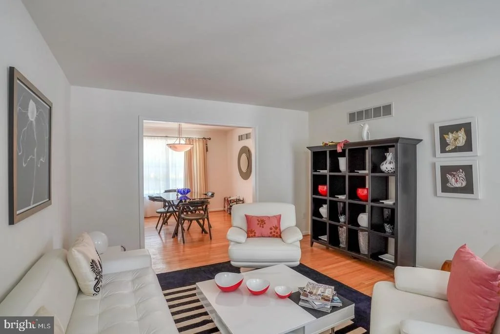 Photo of 305 PEBBLE VALLEY PLACE