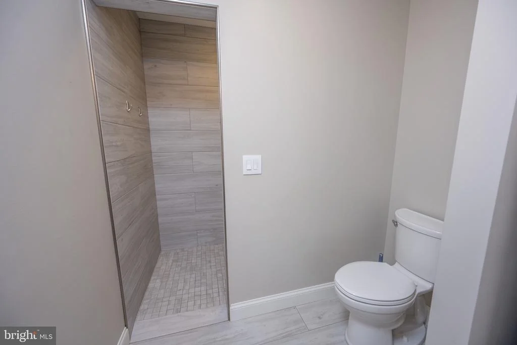 Photo of 1001 SUTTER LANE