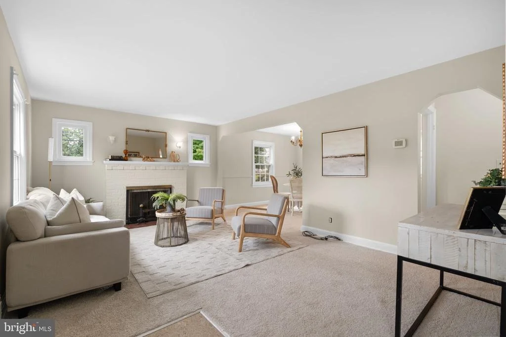 Photo of 319 SAINT LAWRENCE DRIVE