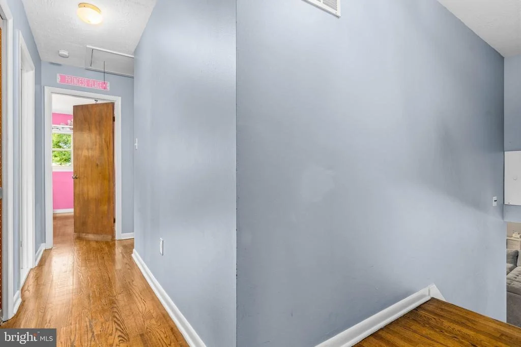 Photo of 6675 OAKWOOD CIRCLE