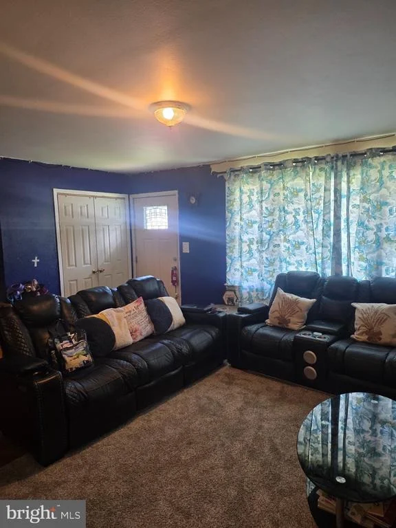 Photo of 7511 NEWBERRY LANE