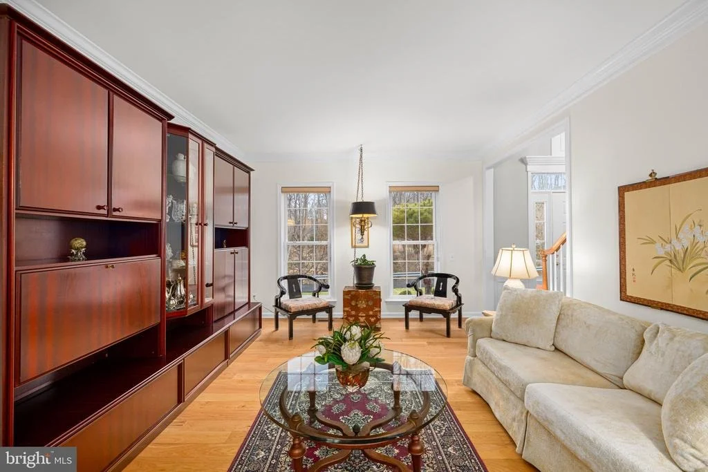Photo of 8068 PAPER BIRCH DRIVE