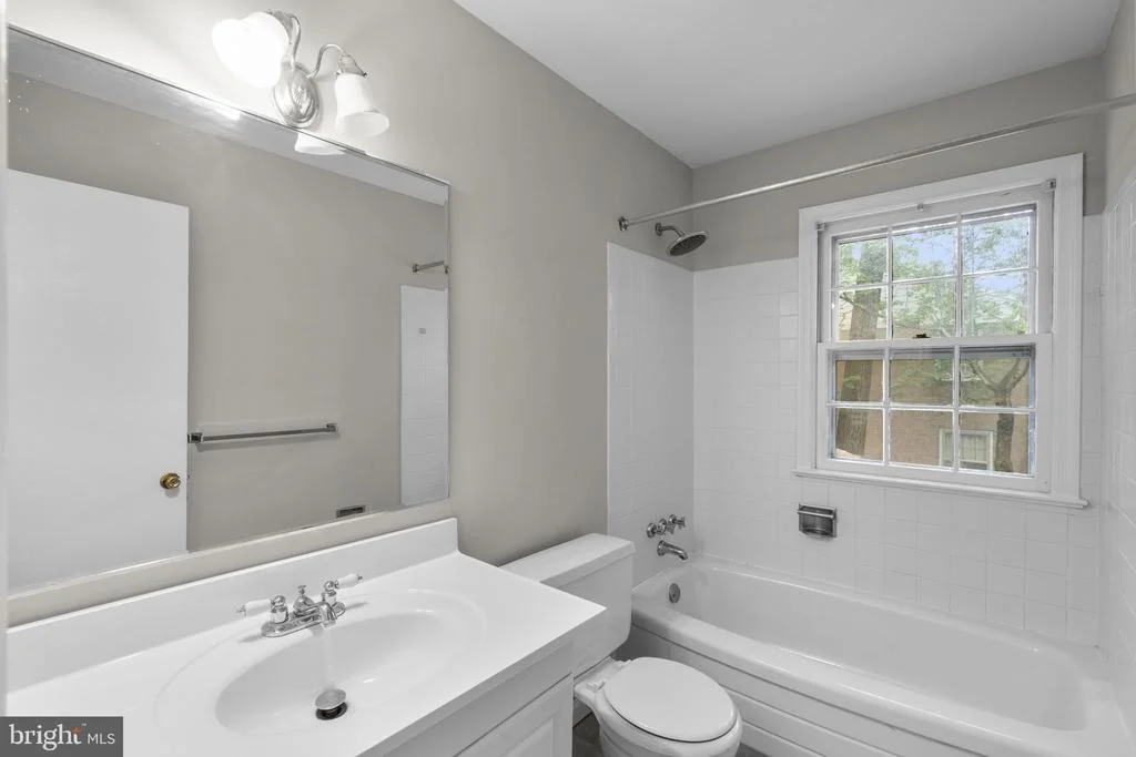 Photo of 1585 KIMBLEWICK ROAD