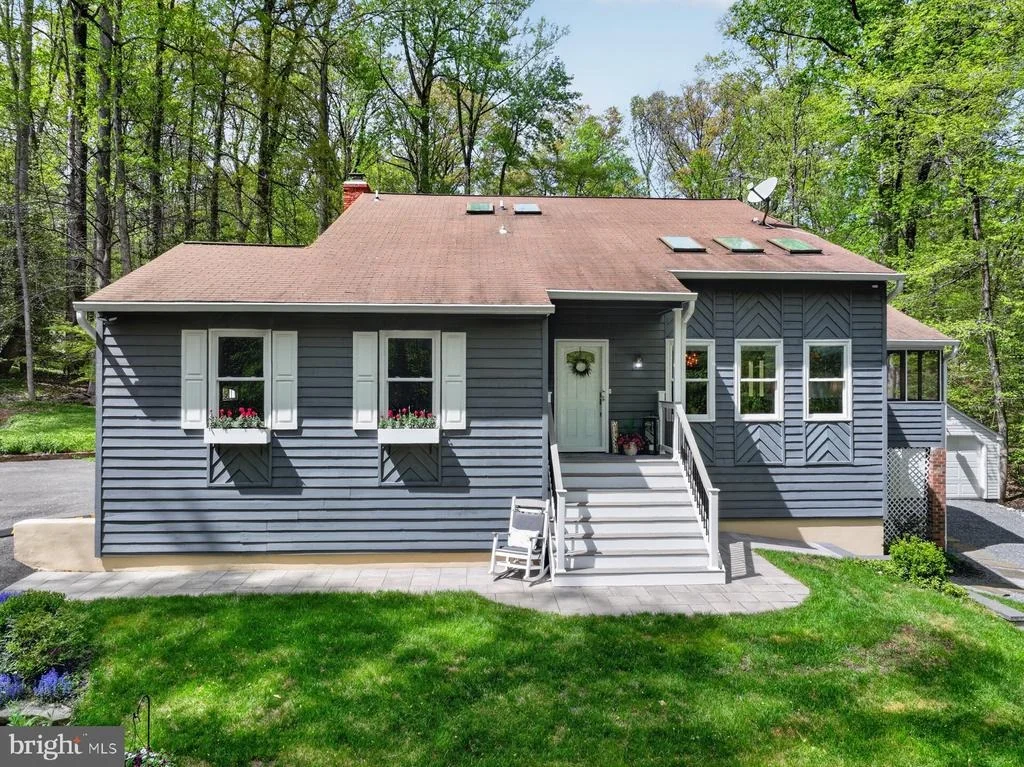 Photo of 2908 JOHNSON DRIVE