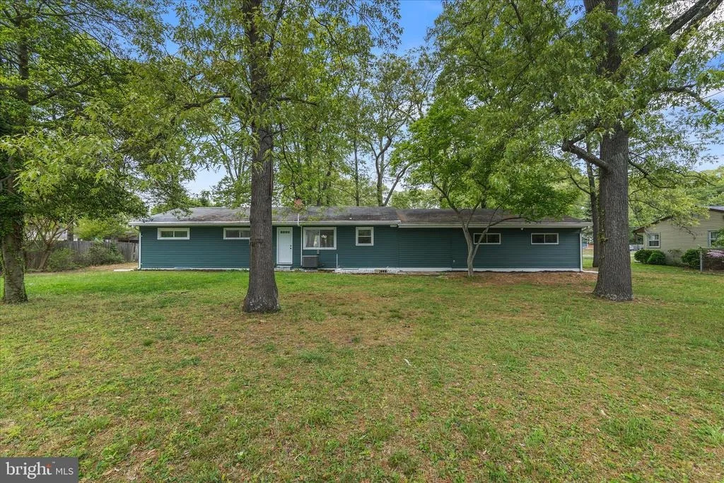 Photo of 1511 LONG POINT ROAD