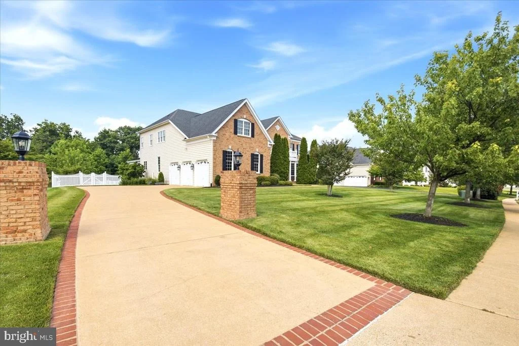 Photo of 43154 MEADOW GROVE DRIVE