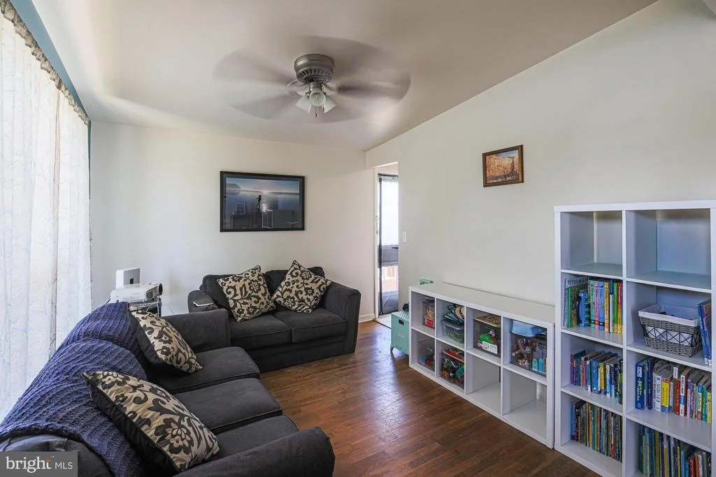 Photo of 6649 CHIPPEWA DRIVE